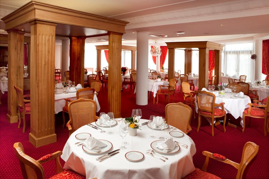 VILLA MEDICIS BEAUNE : Restaurant